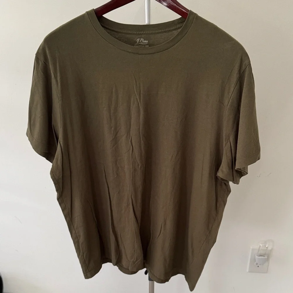 J Crew essentials tee Size XXL
